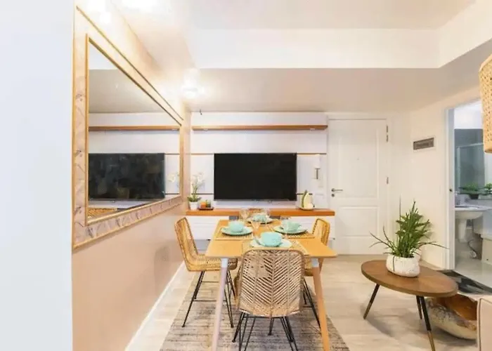Adam'scrib 2br By Azure Residences Near International Airport *