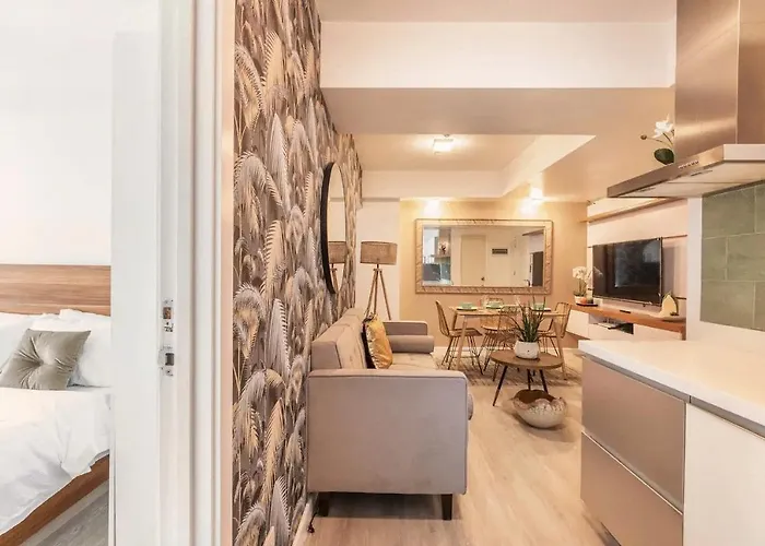Adam'scrib 2br By Azure Residences Near International Airport