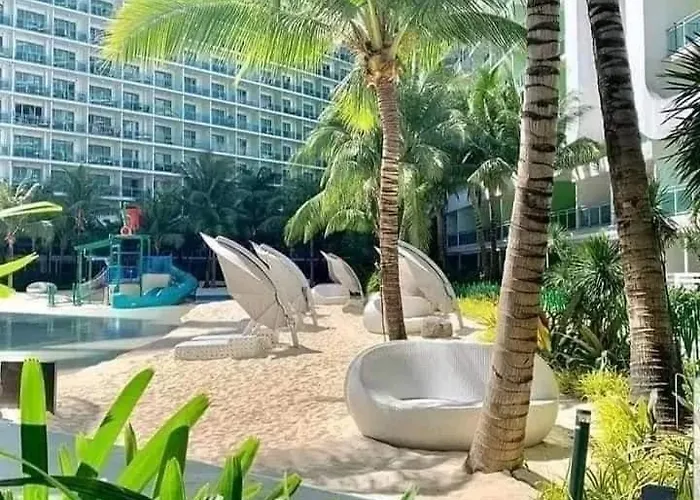 Apartment Adam'scrib 2br By Azure Residences Near International Airport