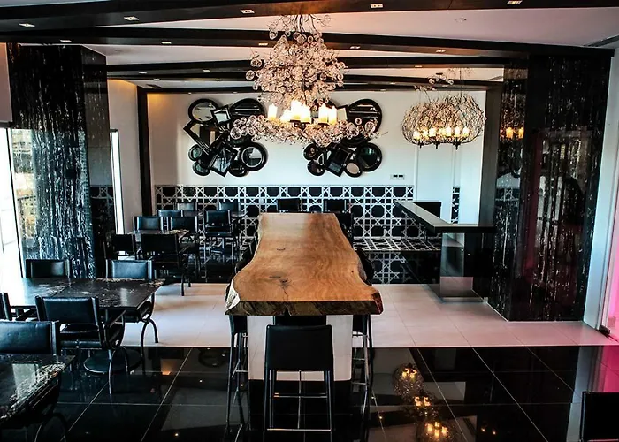Apartment Adam'scrib 2br By Azure Residences Near International Airport *
