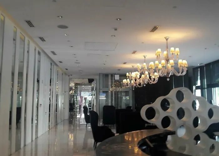 Apartment Adam'scrib 2br By Azure Residences Near International Airport *